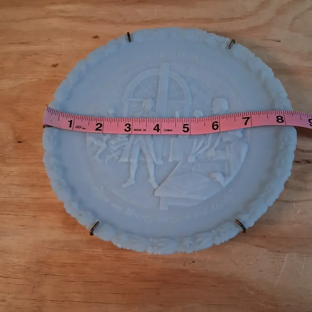Fenton Vintage Give me Liberty 1776-1976 Bicentennial Powder Blue Glass Plate